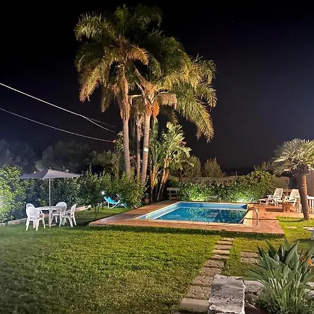 Casa Le Tre Palme Alloggio in famiglia Floridia