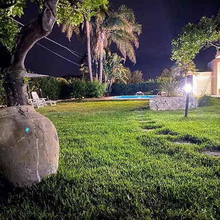 Casa Vacanza Le Tre Palme Homestay Floridia
